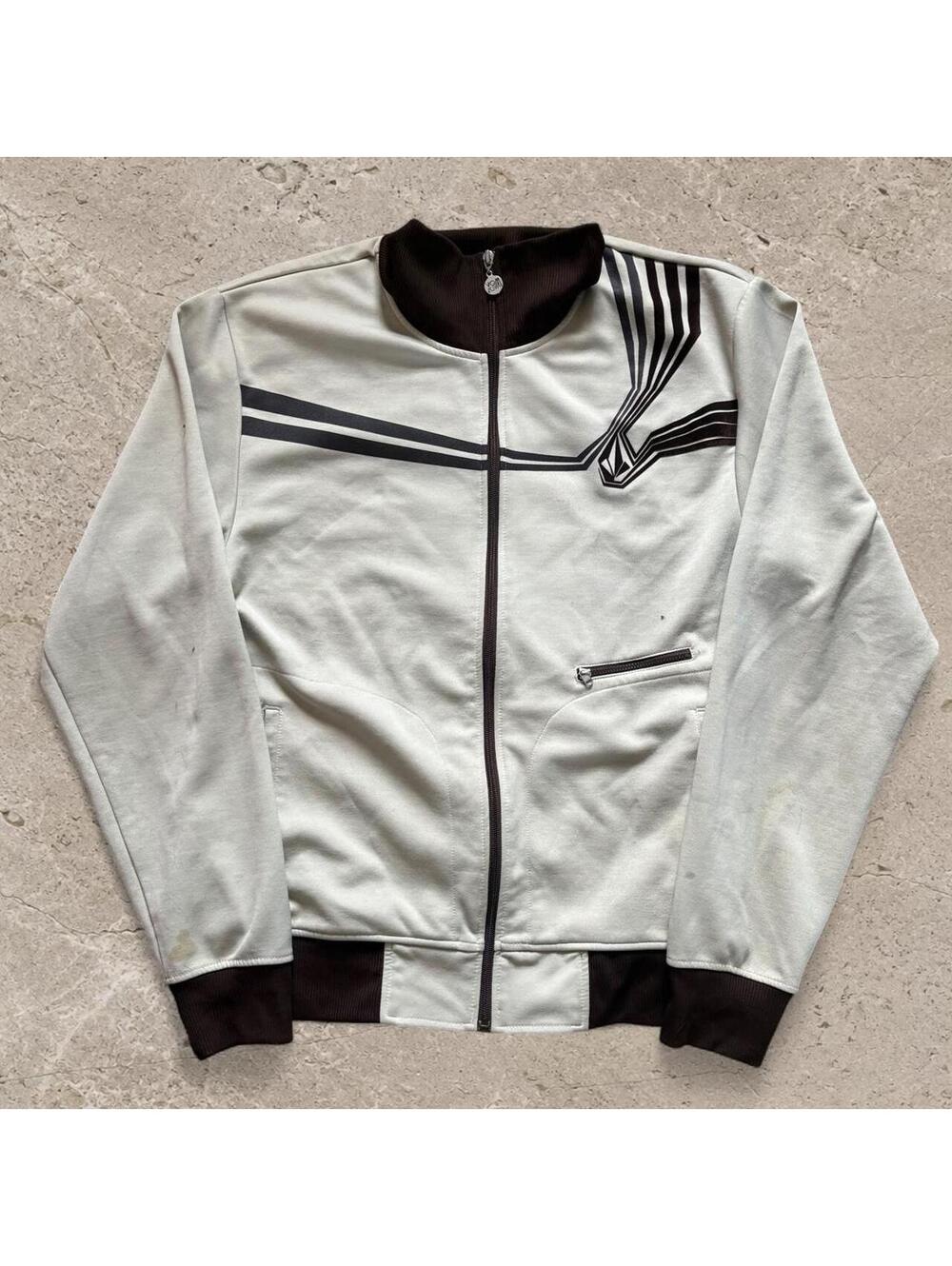 Insanely fire Y2K vintage Volcom skater zip up jacket.